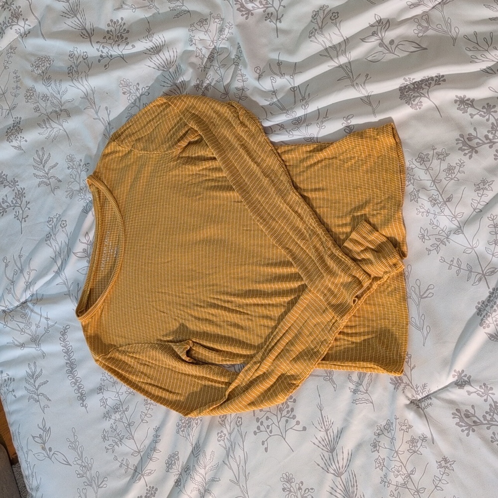 AE mustard striped long sleeve tee